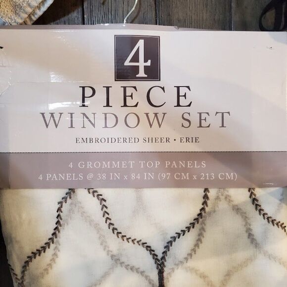 4 Grommet Top curtain Panels White & Gray Size (97 CM x 213 CM) - Picture 1 of 7